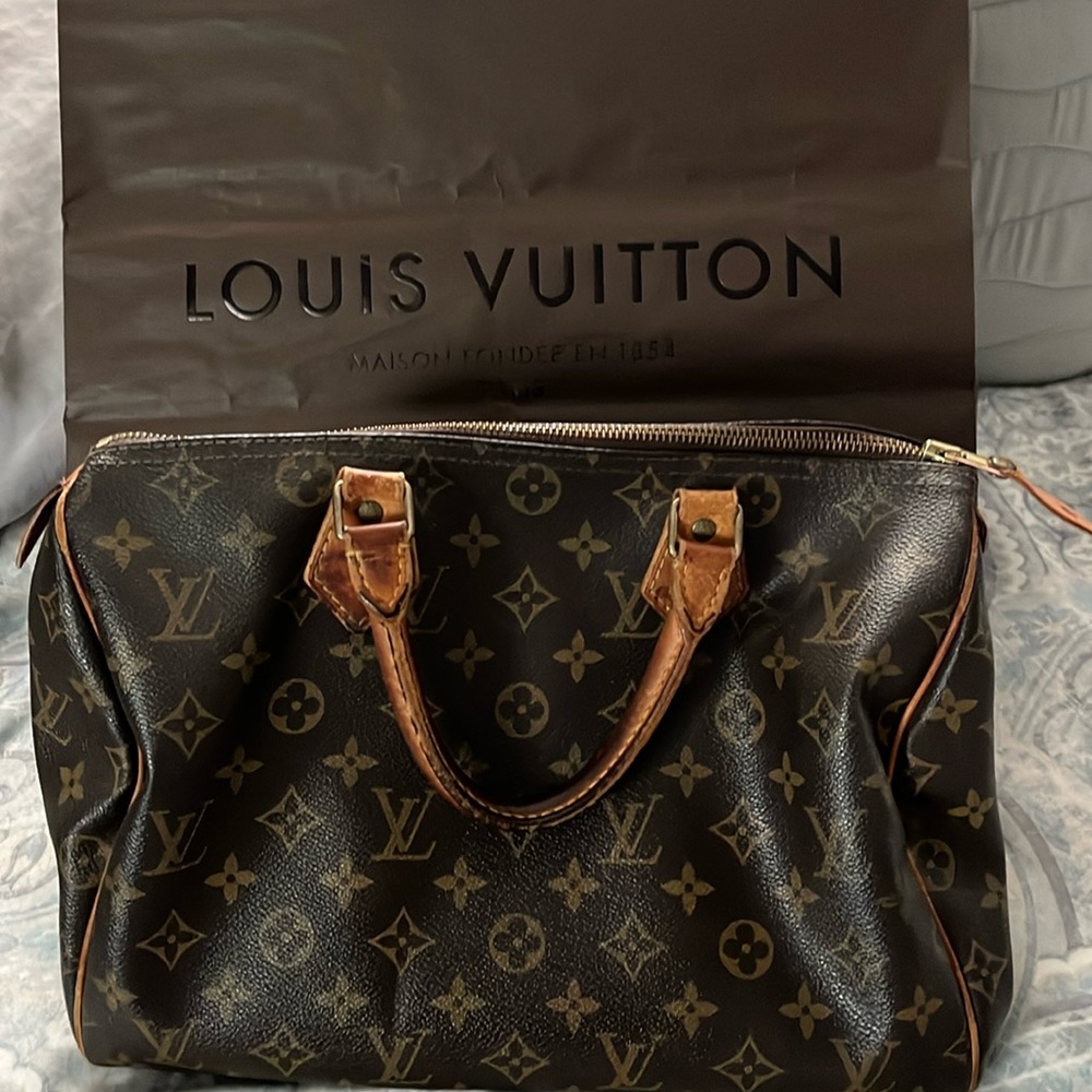 Authentic Louis Vuitton Speedy 30